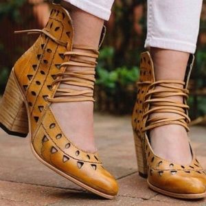 Freebird by Steven Flute Boots